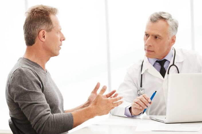 A man with chronic prostatitis at a doctor's appointment